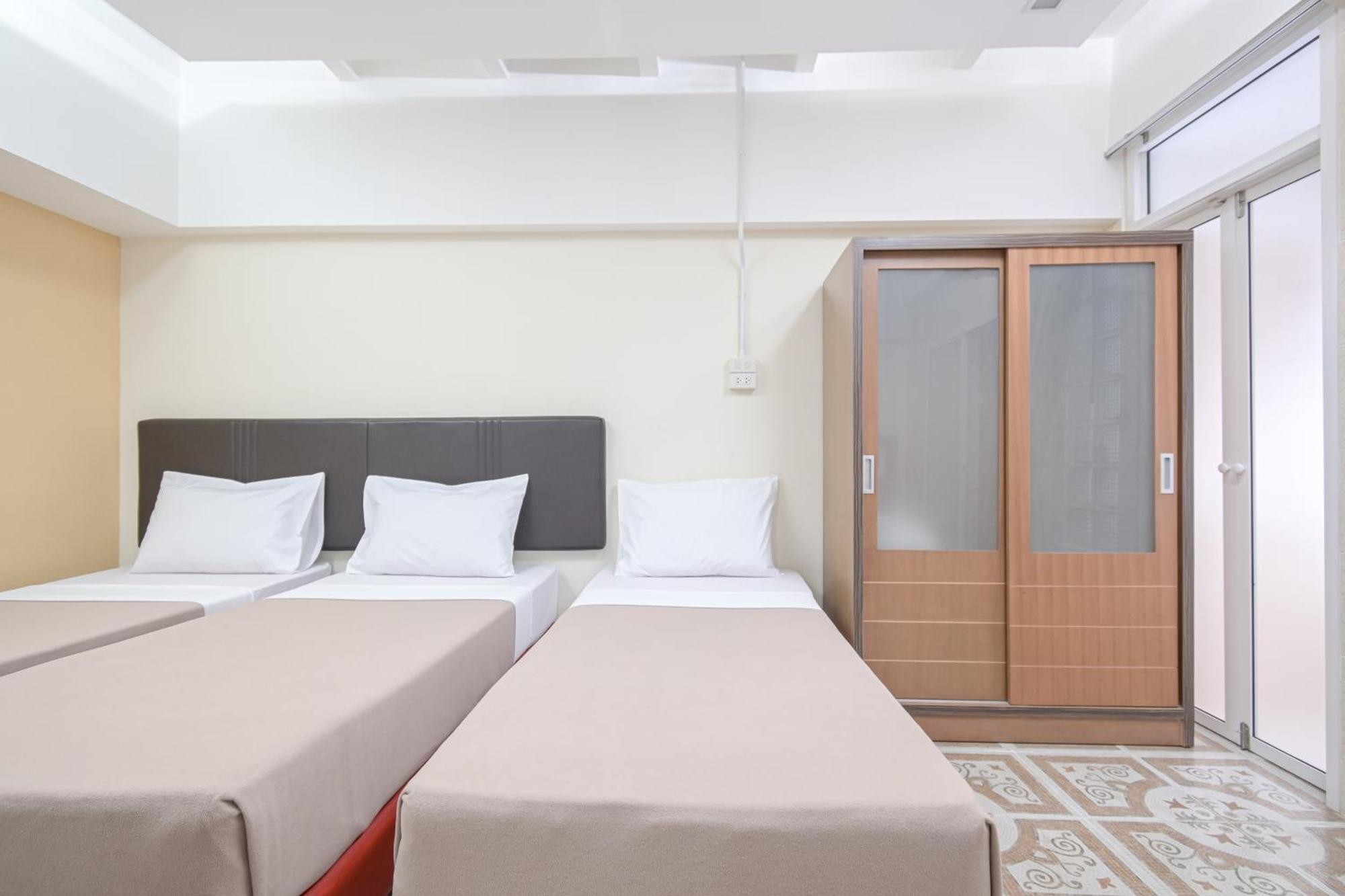 Ac Habitat Bangkok Aparthotel Bagian luar foto
