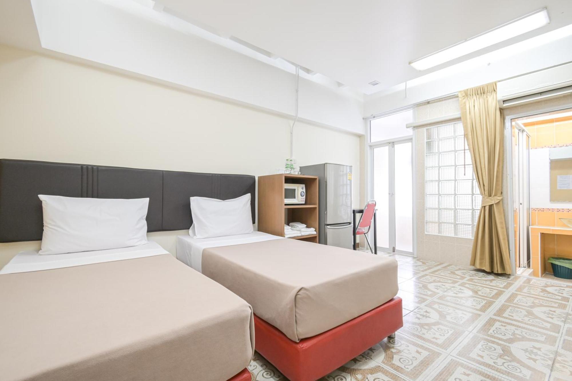 Ac Habitat Bangkok Aparthotel Bagian luar foto